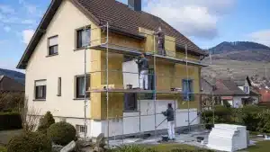Travaux d’isolation extérieure pour une rénovation énergétique de maison en Alsace