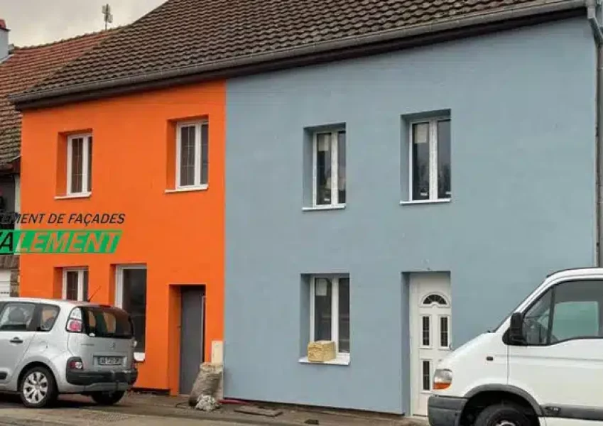 Façade rénovée après ITE à Saint-Jean-Kourtzerode