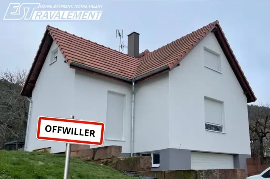 Façade rénovée après isolation thermique par l’extérieur à Offwiller – Est Ravalement