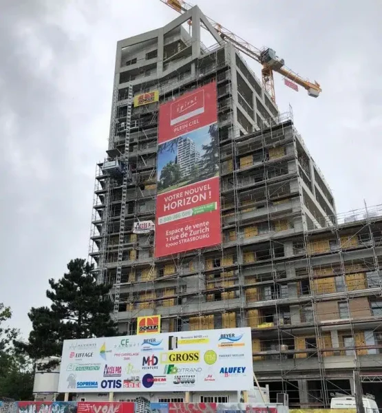Travaux d’isolation thermique par l’extérieur en cours à Strasbourg – chantier Spiral-Socara